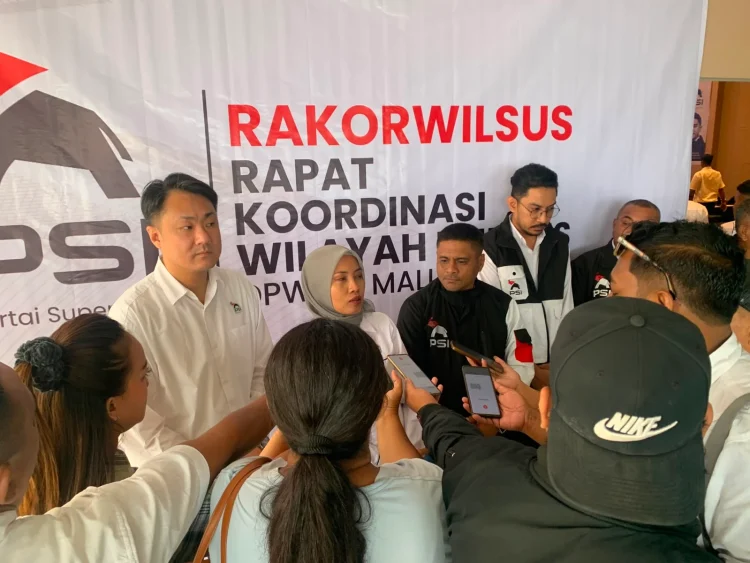 Jauwerissa Perkuat Barisan PSI Maluku, Sembilan Tokoh Daerah Resmi Jadi Kader