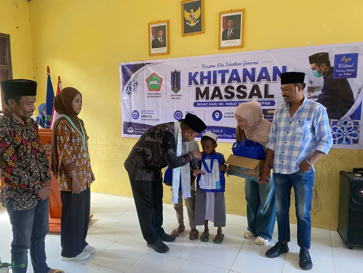 HIPMAHB Sukses Gelar Khitanan Massal di Jazirah Huamual