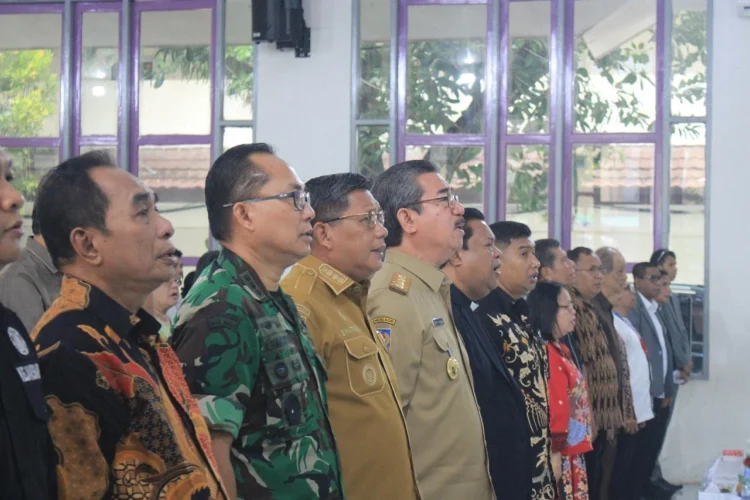 Dies Natalis UKIM, Gubernur Maluku Bilang: Generasi Muda Tidak Hanya Cerdas, tetapi Juga Beretika
