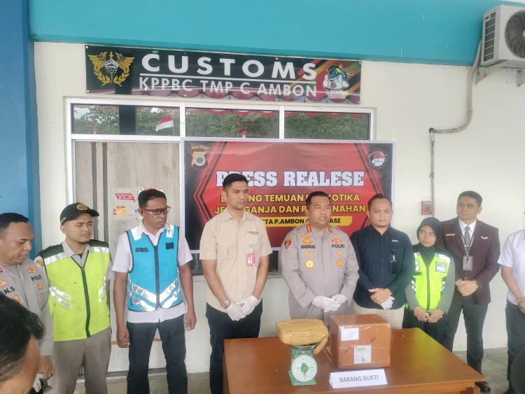 X-Ray Bongkar Kiriman 1 Kg Ganja dari Medan ke Ambon, Polsek Bandara Pattimura Tindaklanjuti